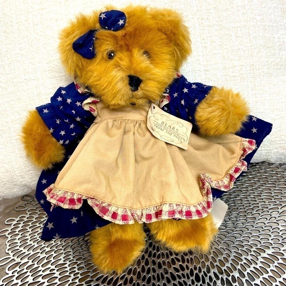 Vintage Russ Berrie & Co. “Amelia” Patriotic Bear